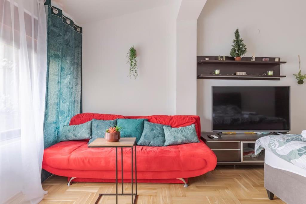 Warm House Full Of Green Ambient,Joy And Comfort Zagreb Buitenkant foto