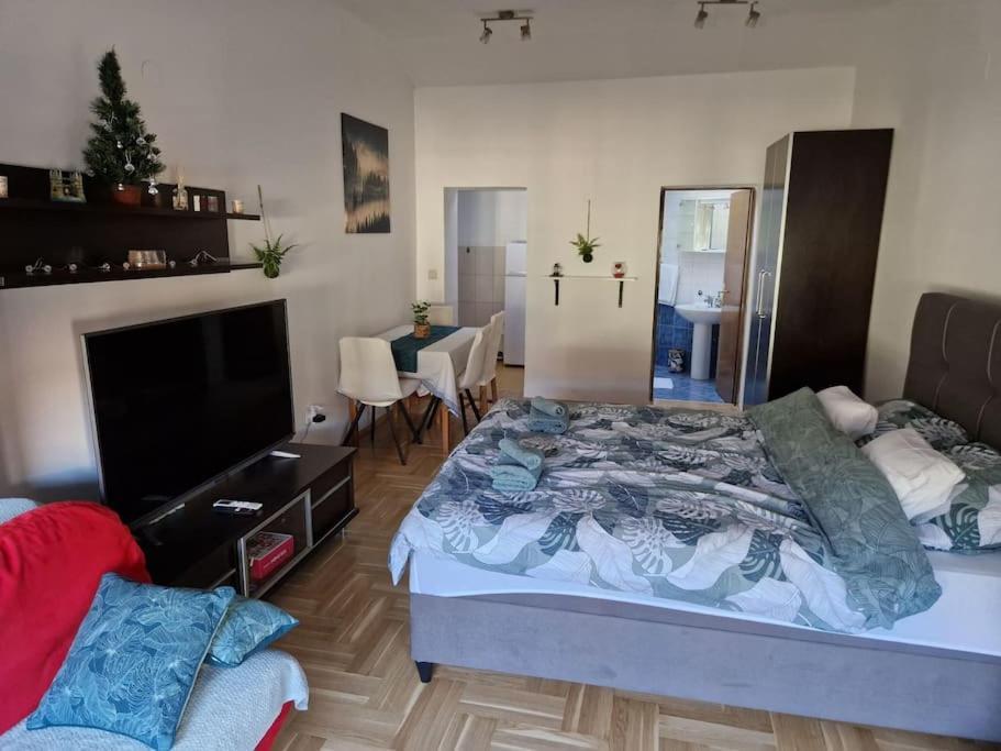 Warm House Full Of Green Ambient,Joy And Comfort Zagreb Buitenkant foto