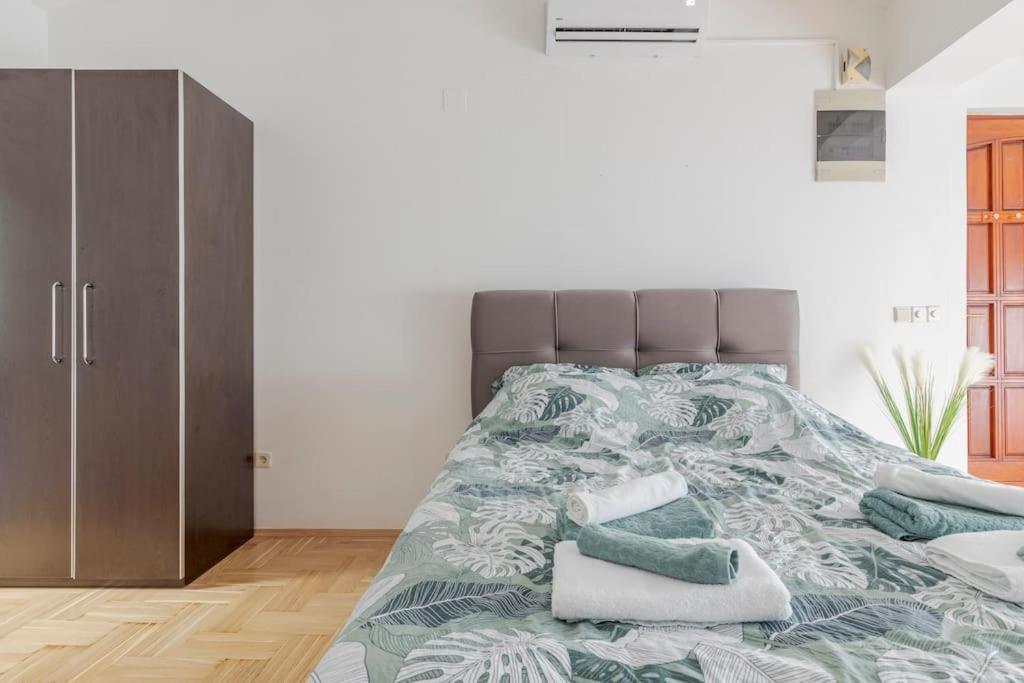 Warm House Full Of Green Ambient,Joy And Comfort Zagreb Buitenkant foto