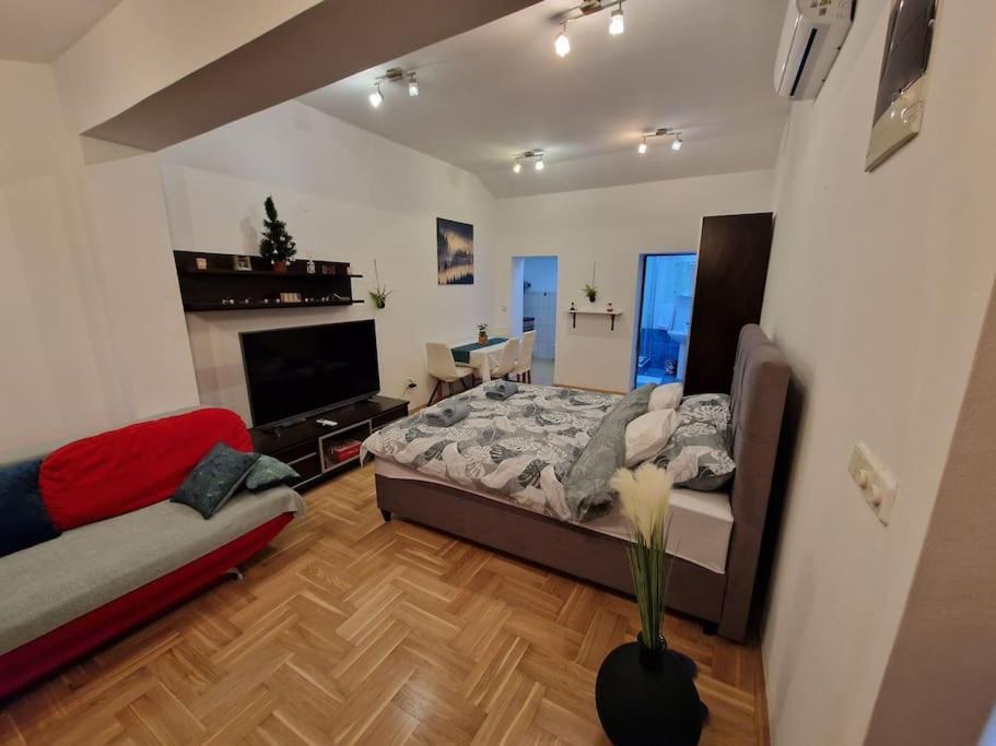 Warm House Full Of Green Ambient,Joy And Comfort Zagreb Buitenkant foto